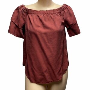 H&M tiered ruffle off the shoulder top size 8